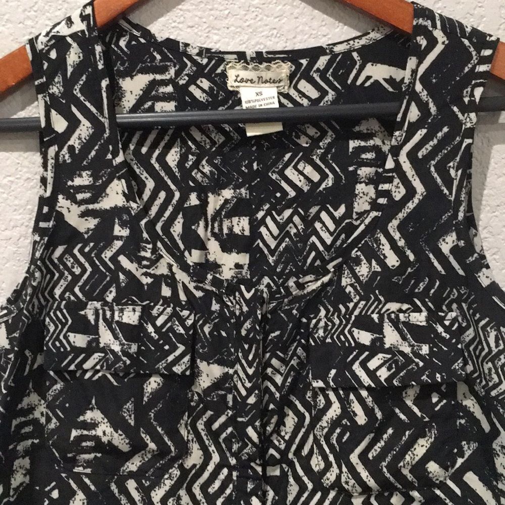 Tribal Print Top - Picture 3 of 4